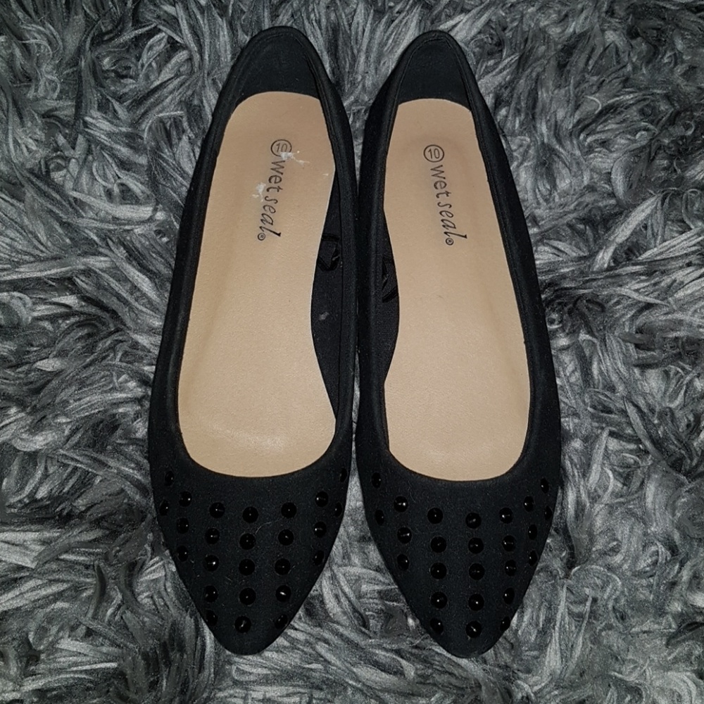 WET SEAL FLATS STUDDED POINTY TOE